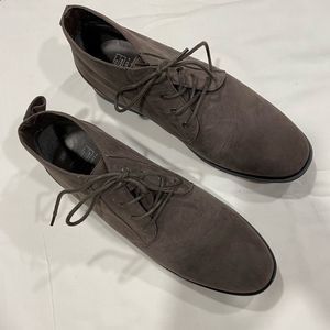 Mens Brown Suede Boots‎